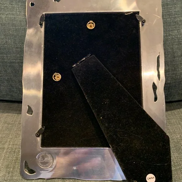 Arthur Court Aluminum Hollowware Grapes and Vines Picture Frame 5" x 7" Vintage - Picture 8 of 9